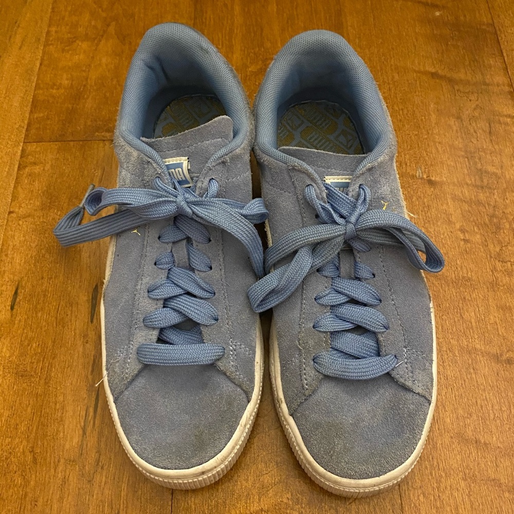 Puma sneakers